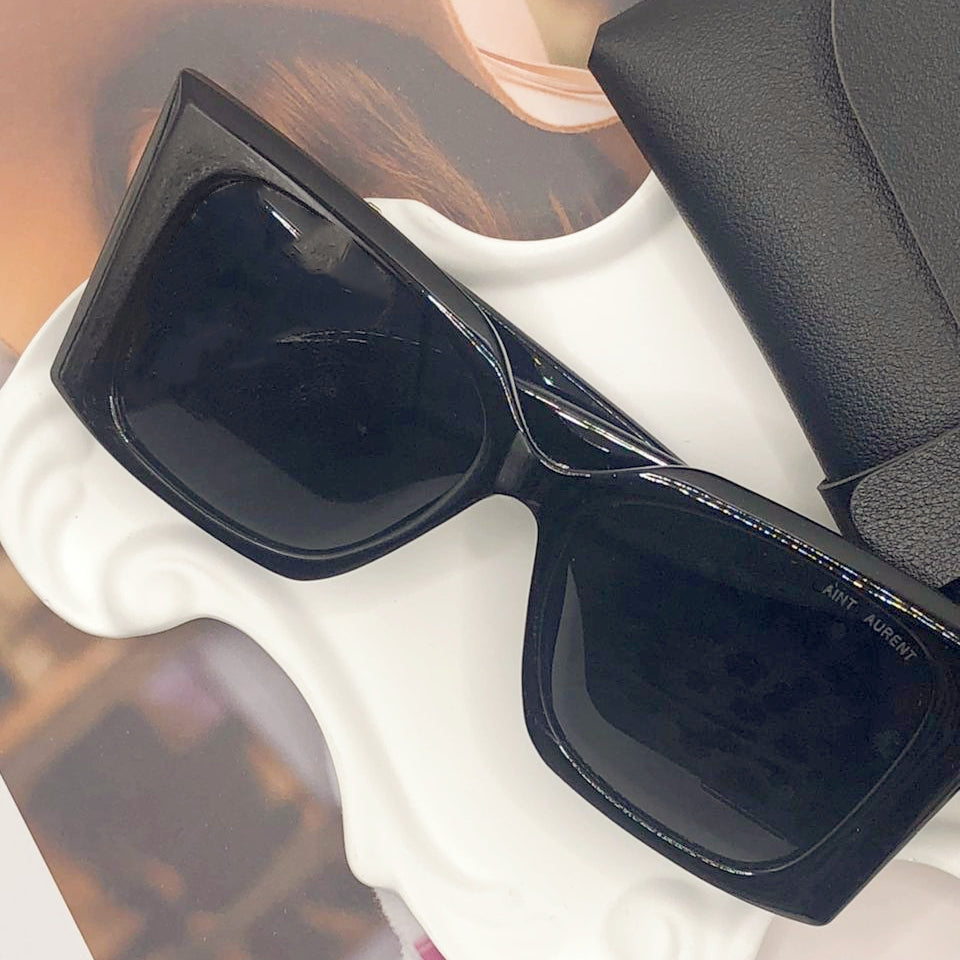 All black Cat Eye Sunglasses UV Protection Trendy Style, Ideal for Driving and Outdoor Activities