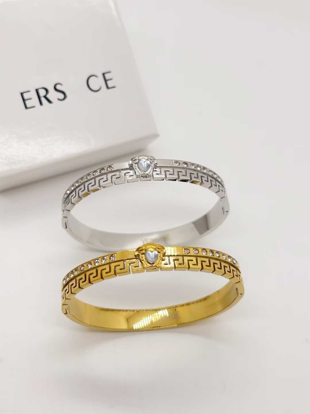 Bangle hollow out with stone gold / silver bracelet never fade jewelry with stamp