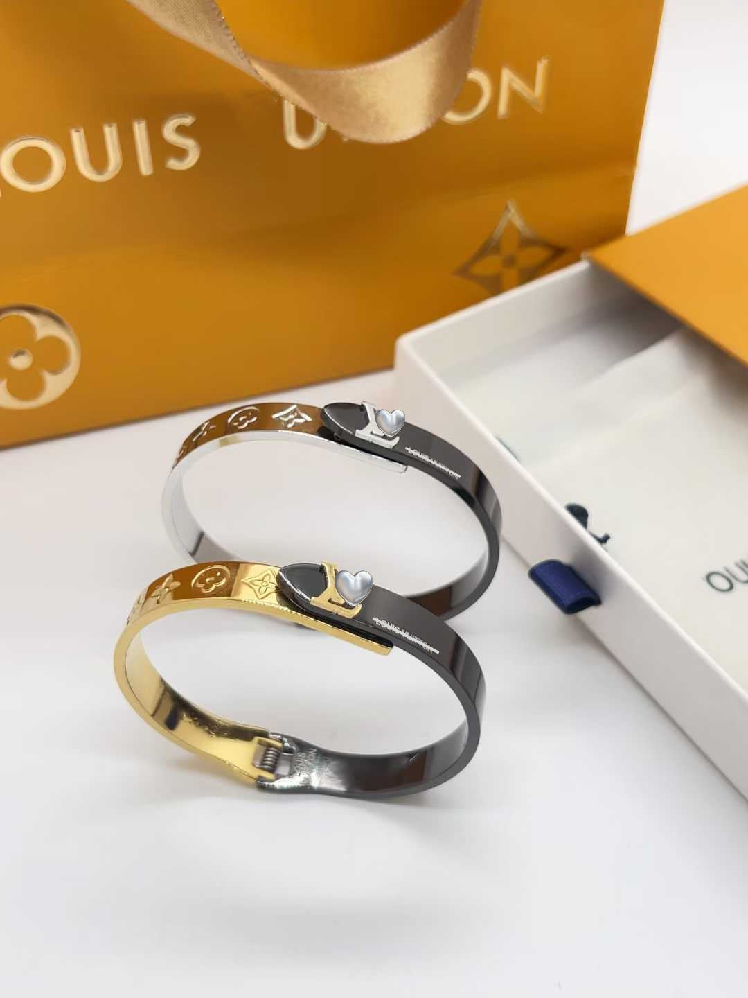 Bangle HQ gold / silver with black color bracelet waterproof with stamp jewelry
