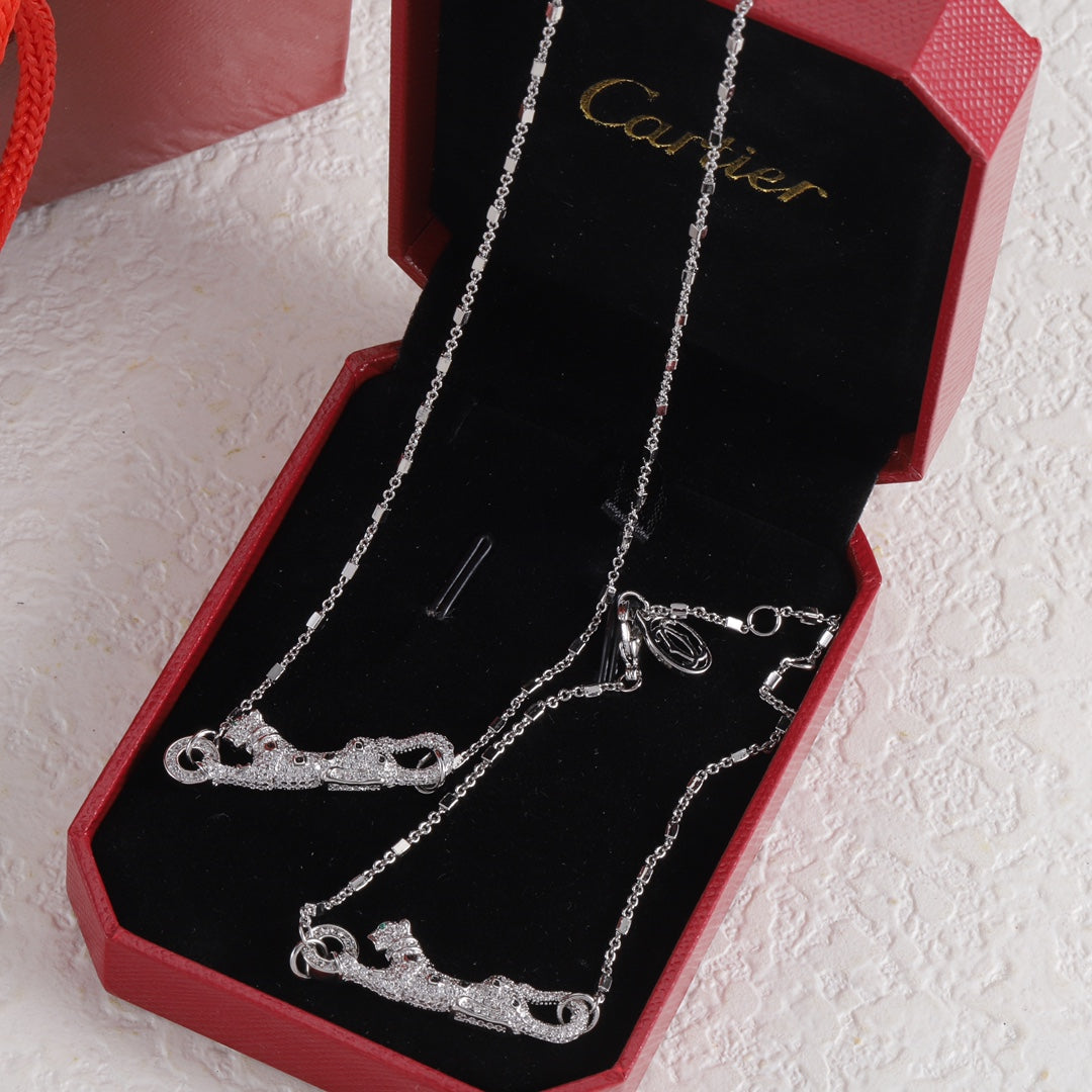Leopard necklace bracelet with diamond in silver with stone jewelry