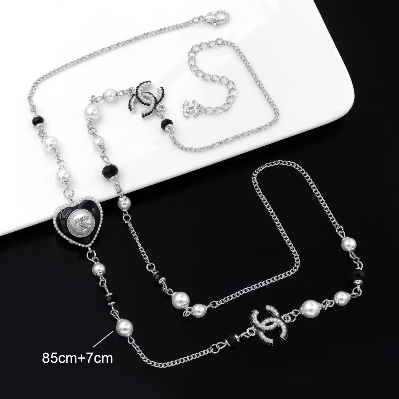 Long necklace in gold / silver with black heart with diamond with pearl with bead jewelry