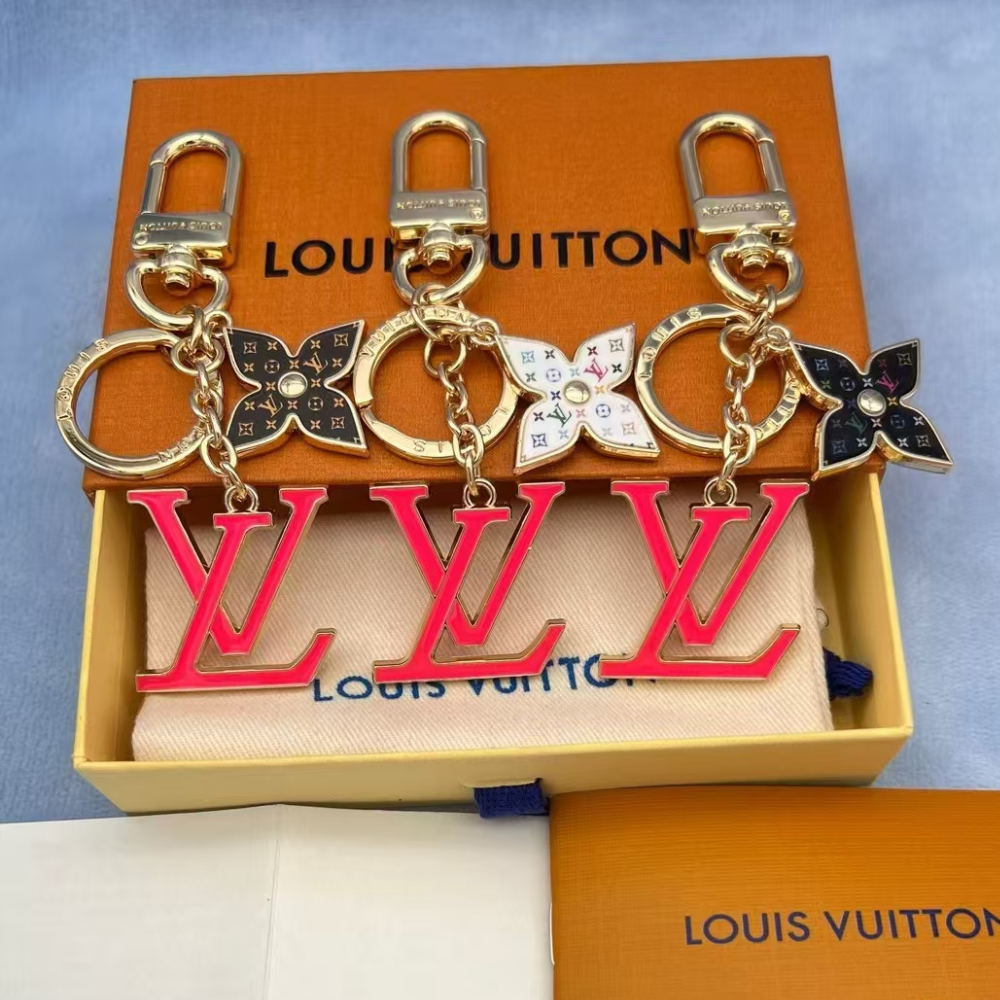 L&V with red letter white / black / brown Monogram color keychains, bag charm, car key, house kay, earphone case decoration with stamp