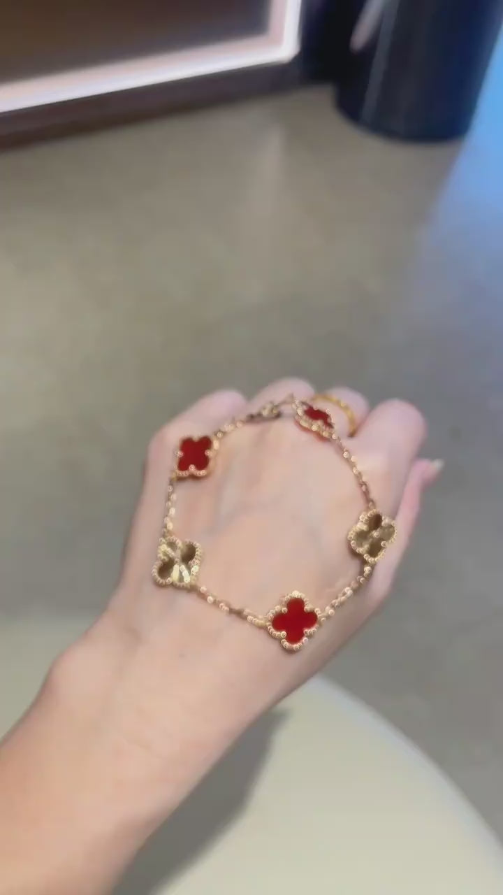 V&CA red clover and gold 5 motifs real 18K gold plated stainless steel  Waterproof, non fading with stamp